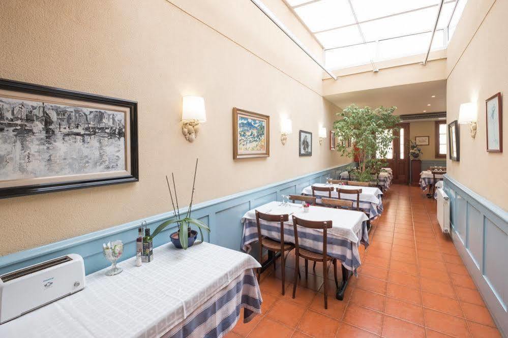 Hotel Torino Masnou Exterior photo